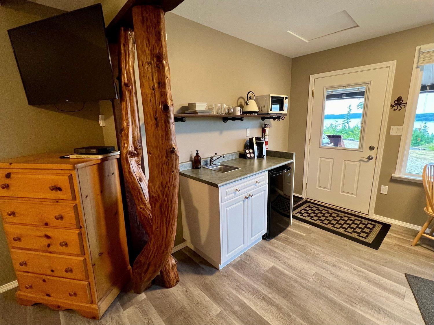 Cedar Park Resort Port McNeill Buitenkant foto